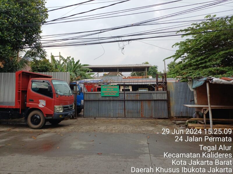 Warga Minta Dua Bangunan Liar di Atas Fasos/Fasum RW 011 Tegal Alur Ditertibkan (Poto: dok. RW 011 Tegal Alur)