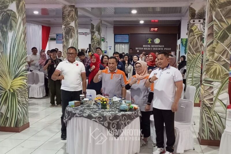 Germas dibuka langsung Asisten Administrasi dan Kesejahteraan Rakyat (Asminkesra) Sekko Administrasi Jakarta Pusat Reza Pahlevi, didampingi Kepala Rutan Kelas I Salemba Jakarta Pusat Fauzi Harahap
