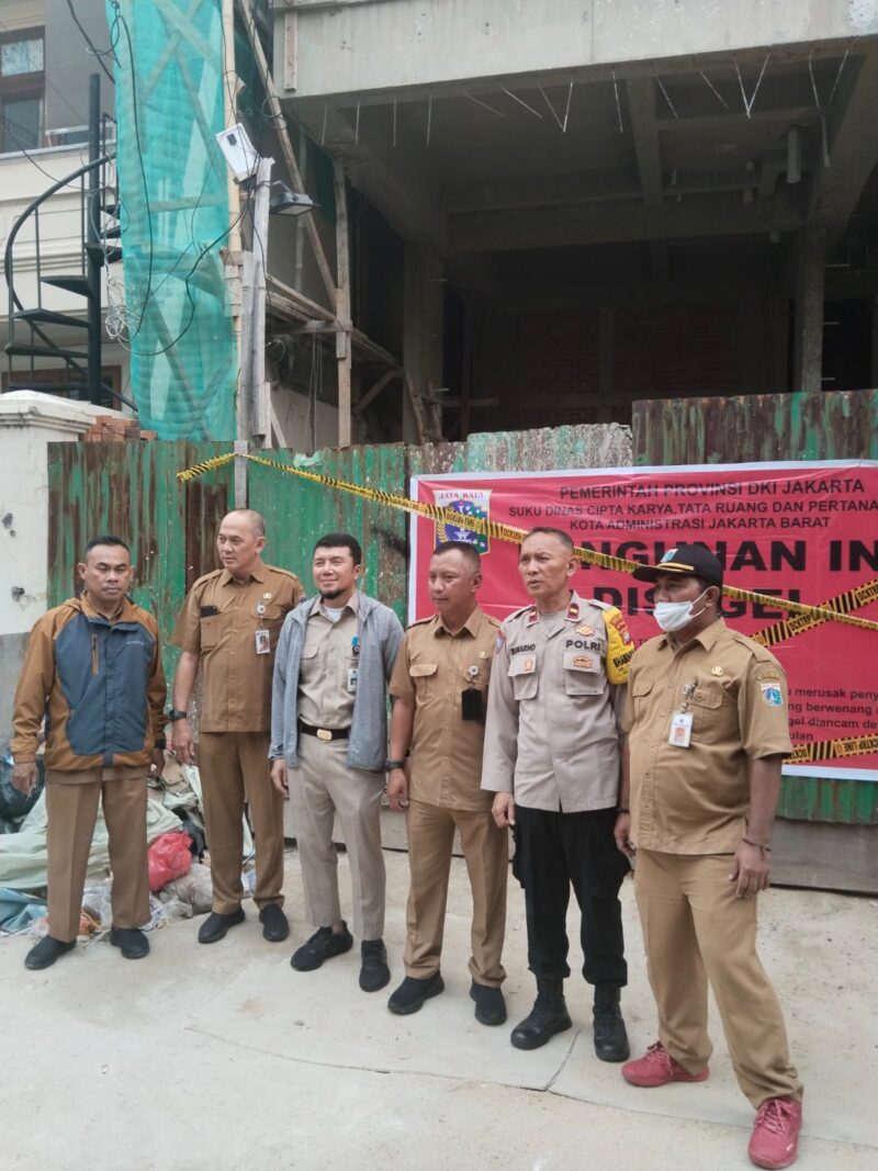 Foto. Ucok Pane Kasie Pengawasan bersama Uus kasie Citata Grogol Petamburan Bersama Setiap dan diTurut hadir Babinkantibmas