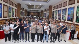 Kapolda Metro Jaya Irjen Pol. Karyoto, menggelar silaturahmi dengan Insan Pers yang tergabung dalam Forum Wartawan Polri (FWP) di Aula TMC Ditlantas Polda Metro Jaya,