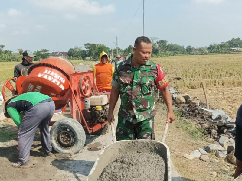 Sebagai Babinsa yang peduli terhadap keamanan dan kesejahteraan masyarakat