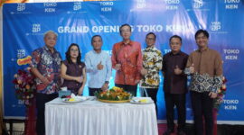 Peresmian Toko Ken, Distributor YKK AP Indonesia untuk Kusen Aluminium di Serpong, Sabtu (13/7/2024). (Foto: okjakarta)