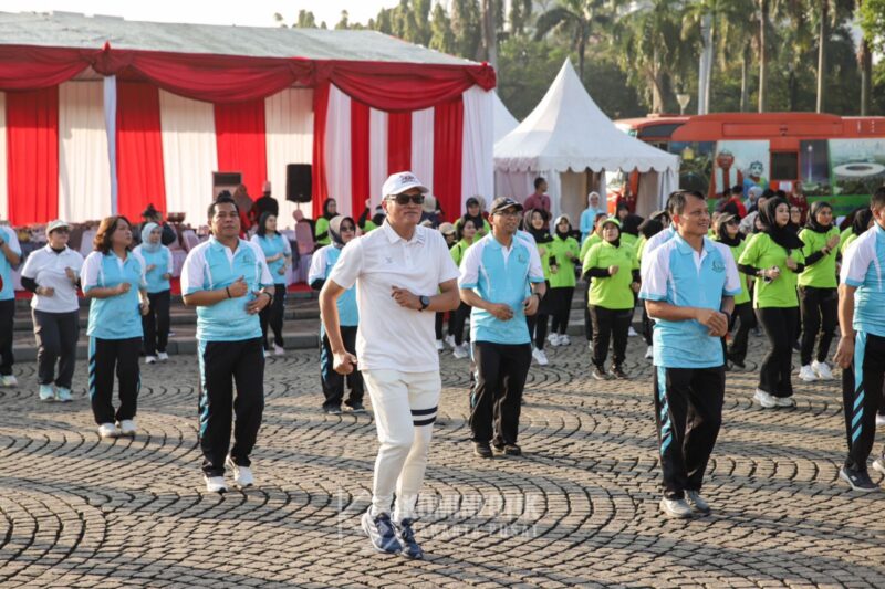 Wali Kota Administrasi Jakarta Pusat Dhany Sukma menghadiri senam sehat bersama yang diselenggarakan oleh Kejaksaan Tinggi DKI Jakarta