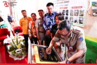 Wali Kota Administrasi Jakarta Pusat Dhany Sukma meresmikan dua rumah hasil program bedah rumah Baznas Bazis, di kawasan Jalan Mangga Besar XIII, Kelurahan Mangga Dua Selatan, Kecamatan Sawah Besar