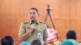 Drs Arifin MAP Wali Kota Jakarta Pusat 