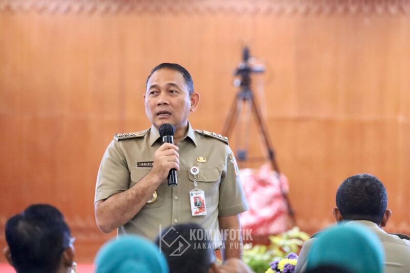 Drs Arifin MAP Wali Kota Jakarta Pusat 