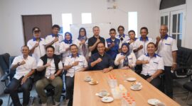 Relawan Antar Generasi (RANGER) bertemu dengan Anies Baswedan Pejabat yang menjabat sebagai Gubernur DKI Jakarta priode 2017-2022, Pertemuan di Jl. Brawijaya X No.46, Pulo, Kebayoran Baru, Kota Jakarta Selatan hari Selasa (15/4/25),