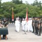 Foto: Danrem 081/DSJ, Kolonel Inf Untoro Hariyanto memberikan ucapan selamat atas keberhasilan yang diraih