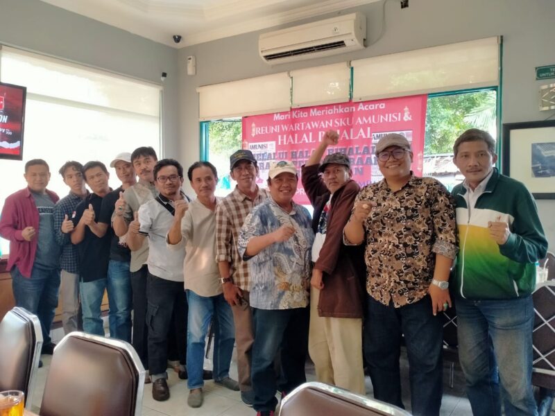 Foto: Budi Setiawan, Al-Amin, Mustofa, Rasian, Akib, Ramdhani, Darsani, Mubahir, Rukmana, Bambang, dan Bowo