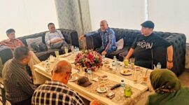 Foto: Helmi Burman hadir didampingi Ketua Umum PWI Pusat Zulmansyah Sekedang, Sektetaris Jenderal Wina Armada Sukardi, Ketua Dewan Kehormatan Sasongko Tedjo, Wakil Ketua Dewan Penasehat Atal S Depari serta Bidang Hukum PWI Anriko Pasaribu dan Arman Fillin.