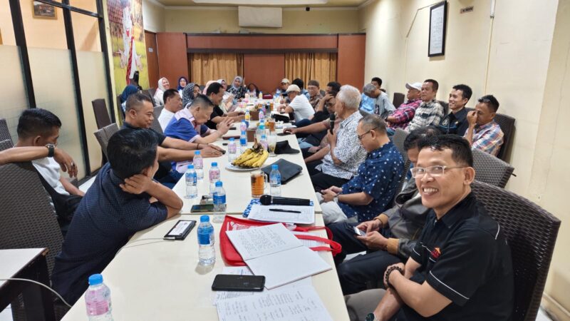 Rapat Pembubaran Panitia Halal Bihalal IKMK Jabotabek 2025 Berlangsung Sukses, Minggu (4/5/2025). Foto: (Doc/Fhm/Okj).