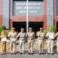 Foto: Drs.Arifin bersama Suku Dinas Kependudukan dan Catatan Sipil, Suku Dinas Sosial, RSUD Cempaka Putih dan Pemkot Jakarta Pusat, diwakili Kabag KKPP menerima penghargaan Predikat Pelayanan Prima Tahun 2024 dari Kementerian Pendayagunaan Aparatur Negara dan Reformasi Birokrasi (PAN RB)