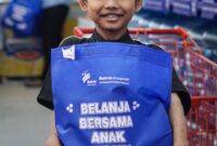 Foto: Sinergi Kebaikan untuk Senyum Anak Negeri: 480 Anak Yatim Dhuafa Belanja Bersama Bakrie Amanah