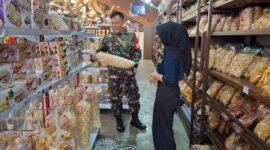 Serda Tito Babinsa Kelurahan Danukusuman Koramil 03/Serengan Kodim 0735 Surakarta