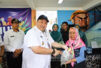 Wawali Jakpus bersama kader PKK dan pengurus RPTRA Rusun Tanah Tinggi