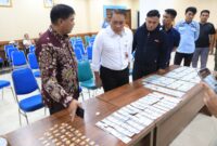 Drs.Arifin Wali Kota bersama Purba T.P Kasat Pol PP Jakpus 