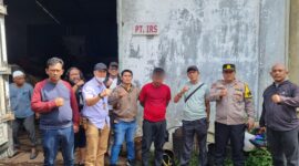 Kanit Intel AKP Samsul Bahri dan Kanit Reskrim AKP Parman Gultom Bersama Anggota