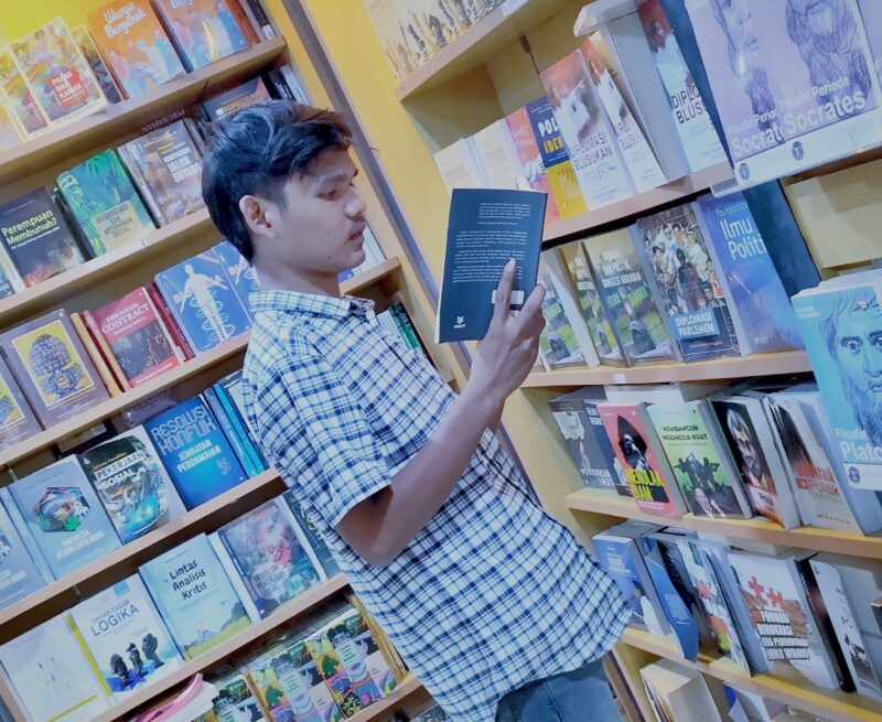 Fikriansyah, Mahasiswa Hukum Universitas Nahdlatul Ulama Indonesia