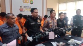 10 Orang Diamankan Polisi dalam Kasus Penyerangan Bersenjata di Kemang, Jum'at (2/5/25). Foto: (doc/fhm/Okj).