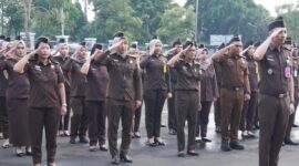 Upacara di pimpin langsung Pelaksana Tugas Kepala Kejaksaan Negeri Jakarta Timur, Tjakra Suyana Eka Putra, S.H., M.H.,  Foto: (Dok - Istimewa).