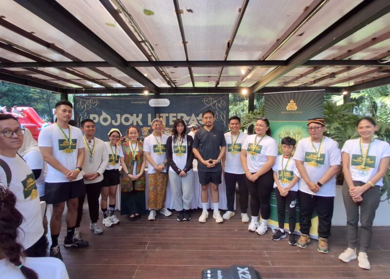 Foto: S.I.J. K.G.P.A.A. Mangkoenagoro X Bersama Pemenang Fun Walk dan Keluarga Besar Mangkunegaran (Dok/Fhm/Okj).