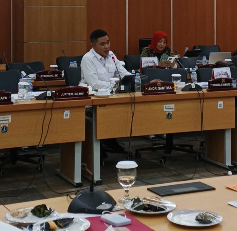 Anggota DPRD DKI Jakarta dari Fraksi Partai Golkar, Andri Santosa (Foto dox okjakarta.com)