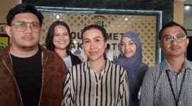 Foto: Ratu Meta Didampingi Kuasa Hukum Machi Achmad. (Dok/Fhm/Okj).