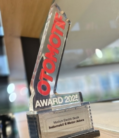 Foto: Piagam Penghargaan Best Medium Electric Skutik. (Dok-Istimewa).