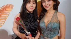 Foto: Mami Yessica dan Lyn, Kreator Konten TikTok dan live streaming (YouTube). (Dok/Fhm/Okj).