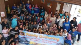 Foto: Family Gathering Keluarga BesaAlmarhum Kong Muhir. (Dok-Istimewa).