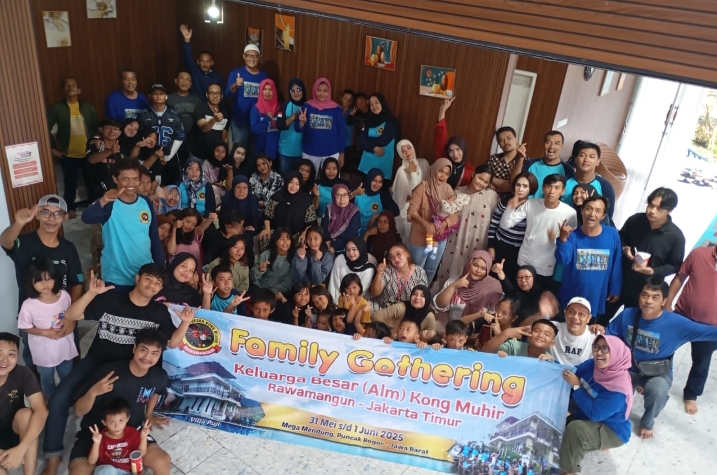 Foto: Family Gathering Keluarga BesaAlmarhum Kong Muhir. (Dok-Istimewa).