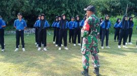 TNI Tanamkan Jiwa Nasionalisme Pelajar Trenggalek Lewat Pelatihan PBB