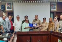 Drs. Arifin bersama Jajarannya menerima Kehadiran Ketua PWI DKI Jakarta Kesit B Handoyo bersama Jajarannya 