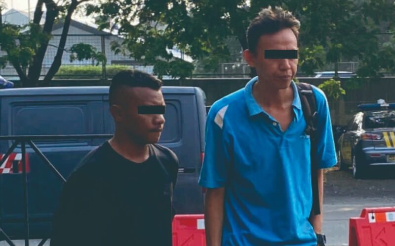 Dua orang terduga pelaku pengeroyokan terhadap seorang advokat di lahan Sky Garden, milik PT Reka Rumanda Agung Abadi (RRAA), Cengkareng