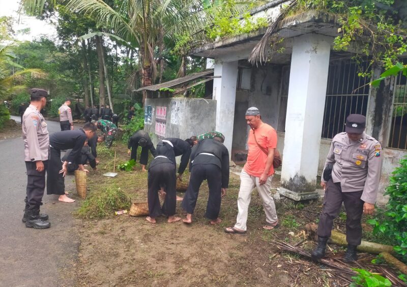 PSHT Trenggalek Gagas Aksi Lingkungan, TNI-Polri Turun Langsung.