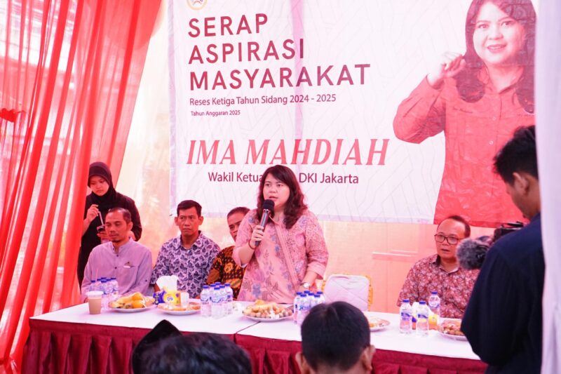 Wakil Ketua DPRD DKI Jakarta Imah Mahdia Serap Aspirasi Warga di Glodok dan Mangga Besar.