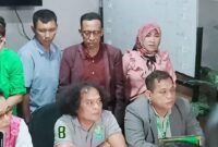 Foto: Yonny Dores didampingi Kuasa Hukum Deolipa Yumara. (Dok-Istimewa)