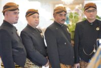 Foto: Willy Lesmana Putra Keluarga Mangkunegaran bersama Sejumlah Tokoh Penting dari Provinsi Riau. (Dok-Istimewa)