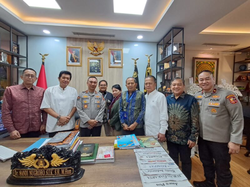 Polri Dorong Penyatuan PWI: Kapolri Ingin Wartawan Kembali Bersatu
