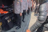 Rombongan yang terdiri dari Kakor Sabhara Baharam Polri Irjen Pol Drs. M. H. Ritonga, didampingi oleh M.Si, Brigjen Pol. Dr. Mokhamad Ngajib, S.I.K., M.H., Kombes Pol Dodi Rahmawan, S.I.K., M.H., Kombes Pol. Daru Cahyono S.I.K., dan AKBP Hendrik Purwonio S.H.