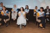 Foto: SinemArt, Bertaut Rindu: Semua Impian Berhak Dirayakan, resmi meluncurkan poster dan trailer perdana dalam konferensi pers yang digelar di Plaza Senayan, Jakarta, Jumat (4/7/2025). (Dok-Istimewa)