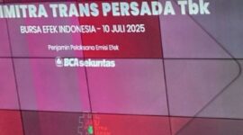 Foto: PT Merry Riana Edukasi Tbk, perusahaan terdepan di sektor pendidikan dan pengembangan diri di Indonesia, resmi mencatatkan saham perdananya (IPO) di Bursa Efek Indonesia (BEI) dengan kode saham MERI, Kamis (10/7). (Dok-Istimewa)