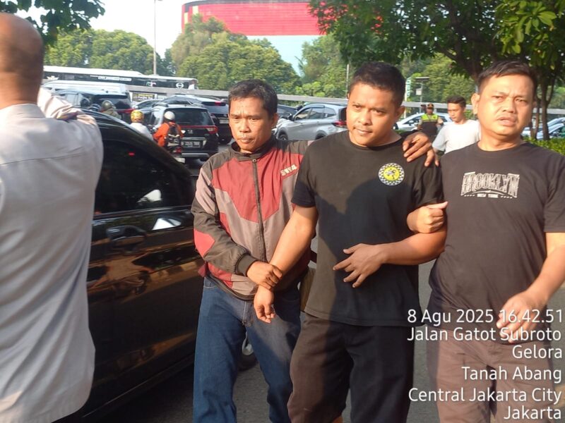 Empat Juru Parkir Liar di Depan Manggala Wanabakti Digelandang ke Dinas Sosial