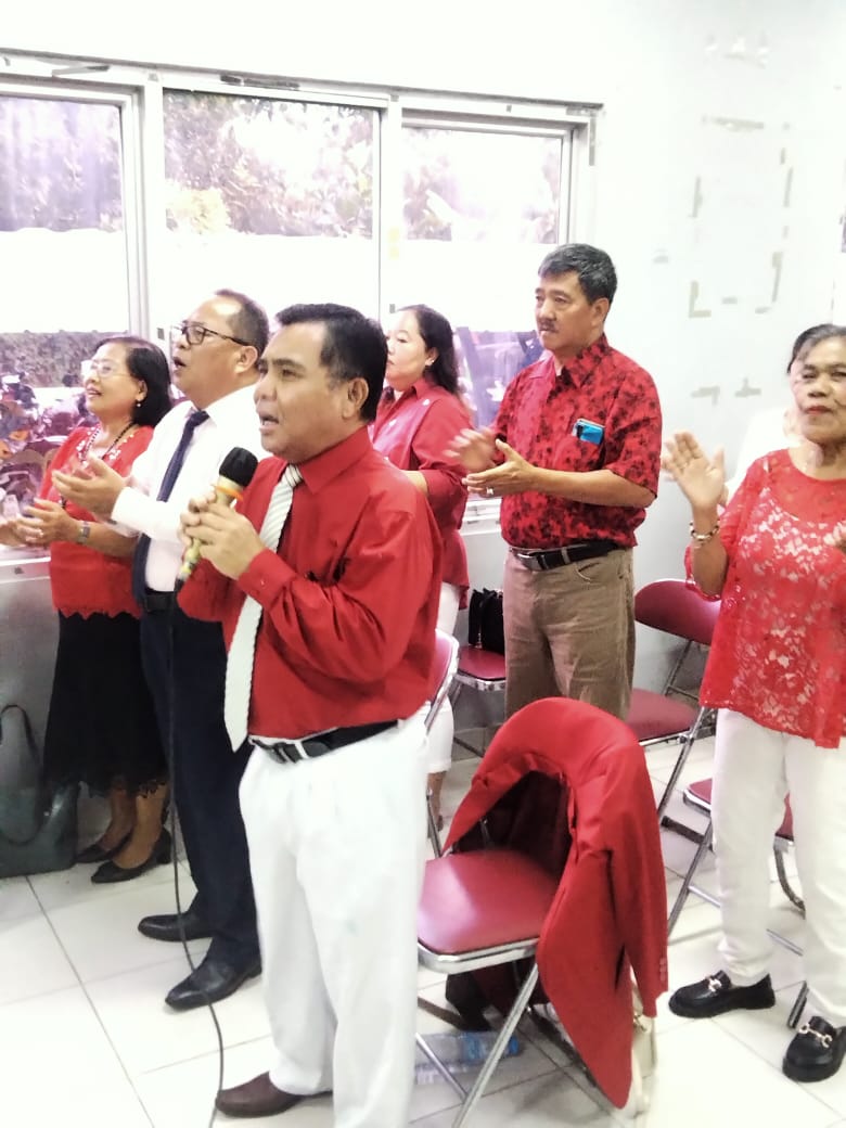 Jemaat GPdI Immanuel Pesakih Sambut Kembalinya Pdt Decky Lavian

