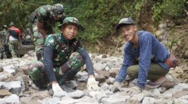 Gotong Royong TNI dan Masyarakat, Wujudkan Kemajuan di Desa Ngranget
