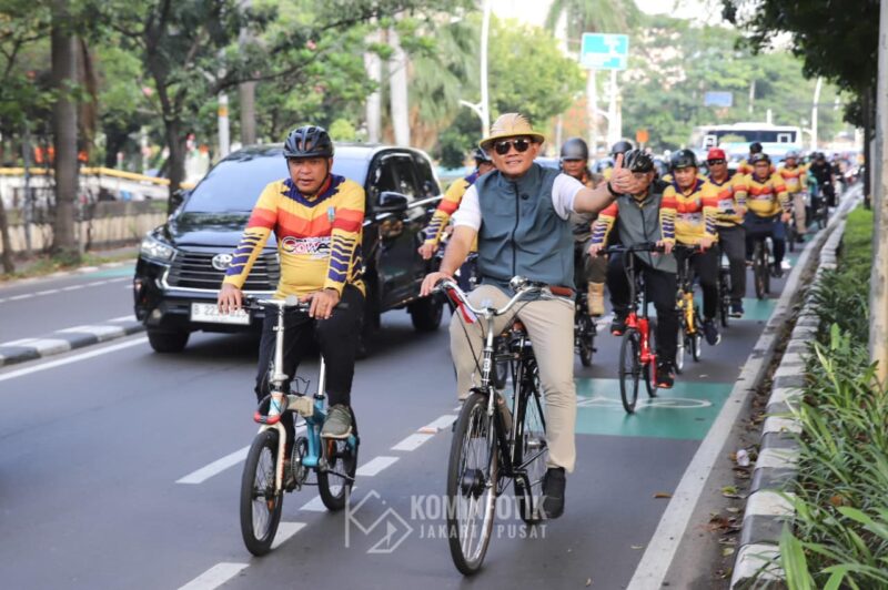 Wali Kota Jakarta Pusat Tinjau Lingkungan Lewat Gowes Pagi
