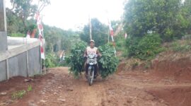 Jalan Baru di Ngranget, Petani Kini Lebih Mudah Kirim Hasil Panen
