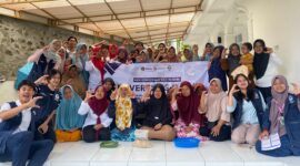 KKN Unigal Ciamis Edukasi Warga Kelola Sampah Jadi Pakan Ikan dan Unggas
