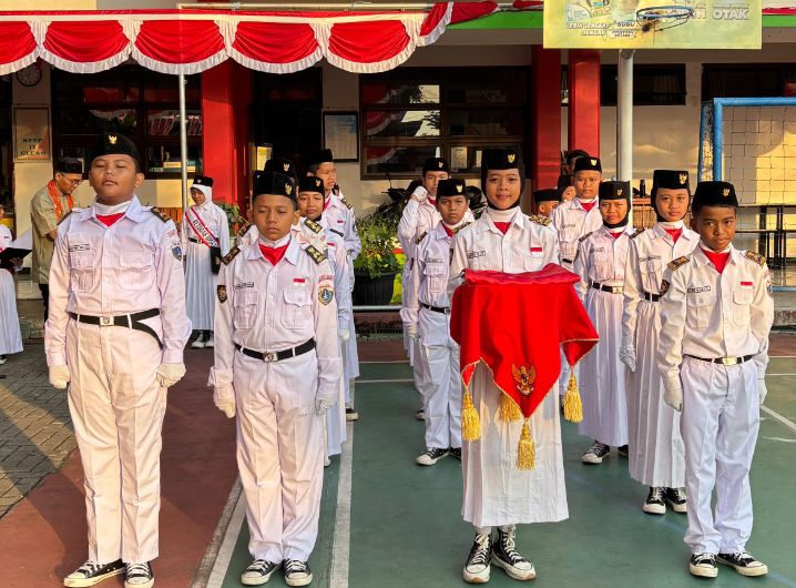 Foto: Ridho (DANPAS) pertama dari kiri. (Dok-Istimewa)