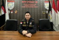 Foto: Sekretaris Jenderal PEKAT Indonesia Bersatu, H. Muhammad Milano Lubis, SH. MH., saat memimpin rapat internal pengurus di Kantor DPP PEKAT Indonesia Bersatu, Jakarta Selatan, Senin (8/9/2025).
